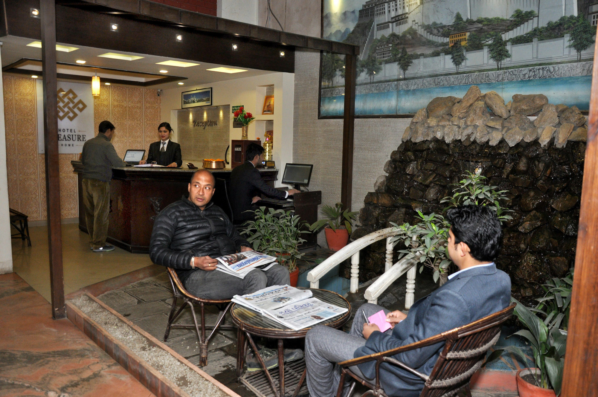 Hotel Pleasure Home Catmandu Exterior foto